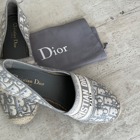 Dior Monogram Gray Espadrilles - Picture 1 of 3